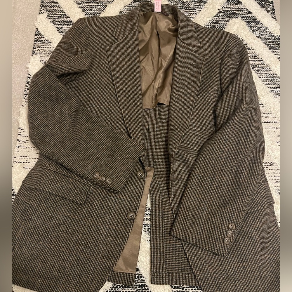 Nice Men’s Cricketeer Sport Blazer!!